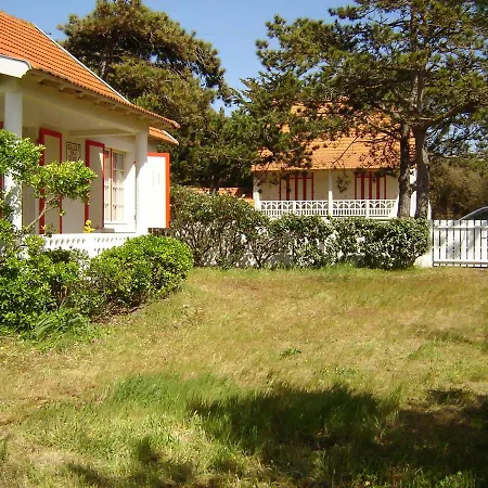Casa vacanze Grande Maison A 150M De La Plage Avec Jardin, Wifi, Animaux Admis, Parking - 10 Personnes - Fr-1-540-241